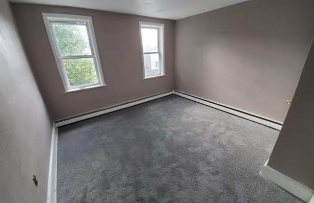 3 bedroom 1 bathroom Gallery 4