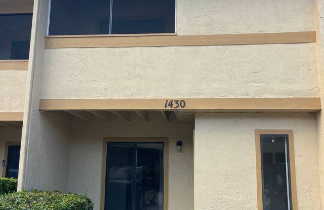For Rent-2-bedroom, 2.5-bathroom located in the vibrant community of Brandon photos photos
