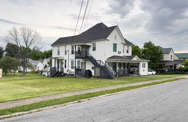 1025 Hill Street photos photos