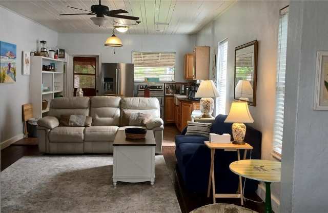 1209 BAY PALM Boulevard Gallery 3