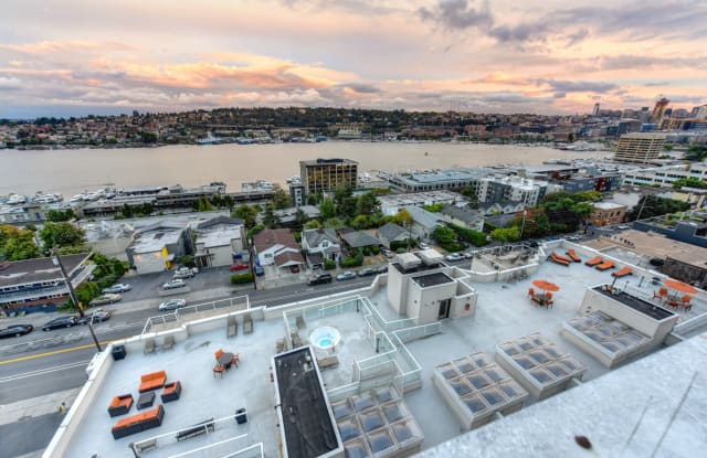 Summit at Lake Union photos photos