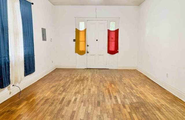 1955 Kentucky Street Gallery 2
