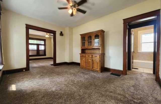 419 Dunn Boulevard - 1 photos photos