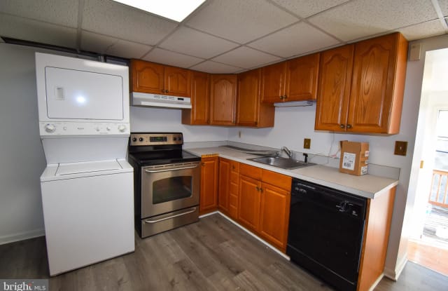 921 S CHARLES STREET - 921 South Charles Street, Baltimore, MD 21230