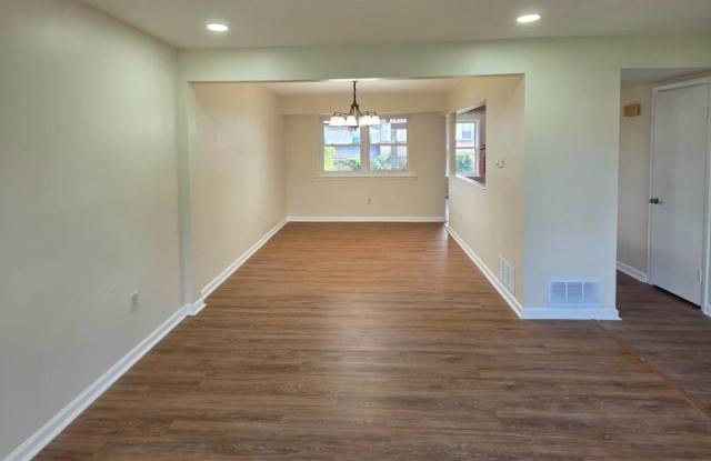1606 BEECHWOOD PL Gallery 4