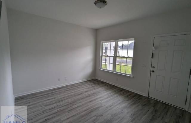 114 Alcove Court Gallery 2