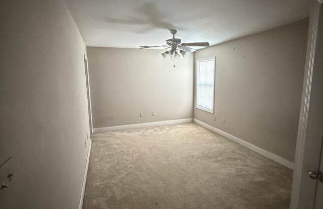 107 E Paces Drive Gallery 4
