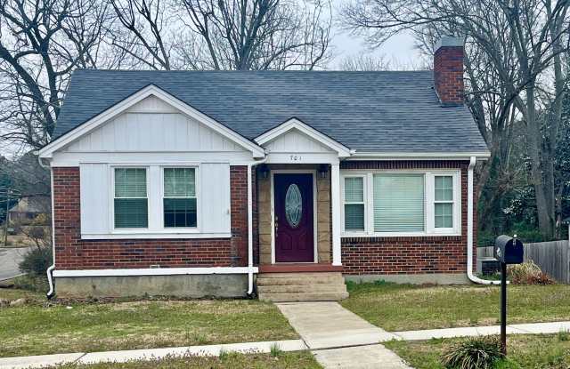 4 Bedroom, 2 Bath photos photos