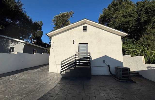 1668 Glen Avenue photos photos