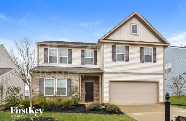 5605 Oakgate Drive - 5605 Oakgate Drive, Greensboro, NC 27405