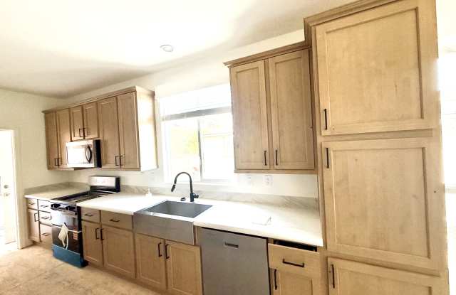500 Rancheros Drive photos photos