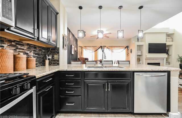 5975 Sunlight Garden Way photos photos