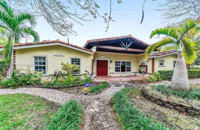 7351 SW 136th St - 7351 Southwest 136th Street, Pinecrest, FL 33156