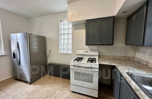 565 McMasters Ave - 565 McMasters Drive, Monroeville, PA 15146