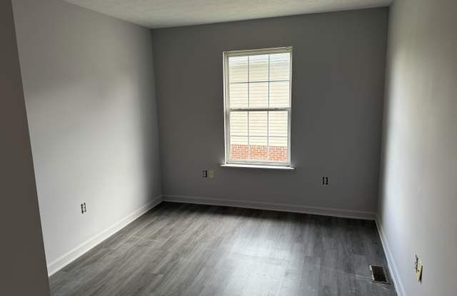 128 Woods Trail - 1 Gallery 2