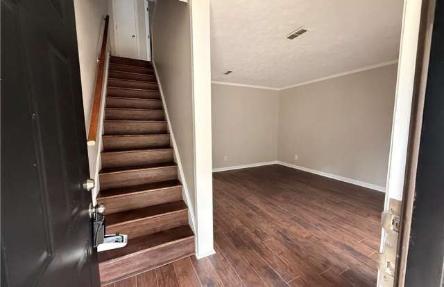 5833 Aftonshire Drive photos photos