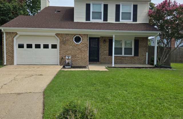 Beautifful 4 bedroom single family house in the Salem Lakes area of VA Beach Gallery 1