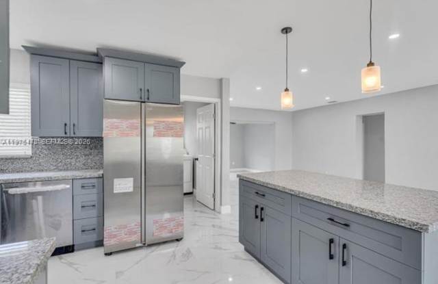 1120 NW 184th Drive, Miami Gardens, FL 33169 photos photos