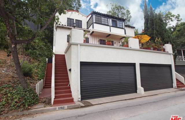 1760 EASTERLY Terrace Gallery 2