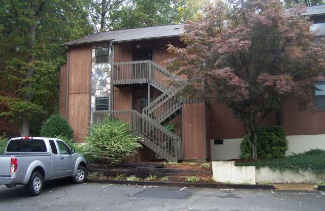 2BR/2BA Aspen Woods Condo, Convenient to WFU! photos photos