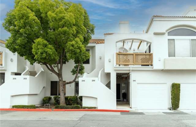 28146 El Montanero photos photos