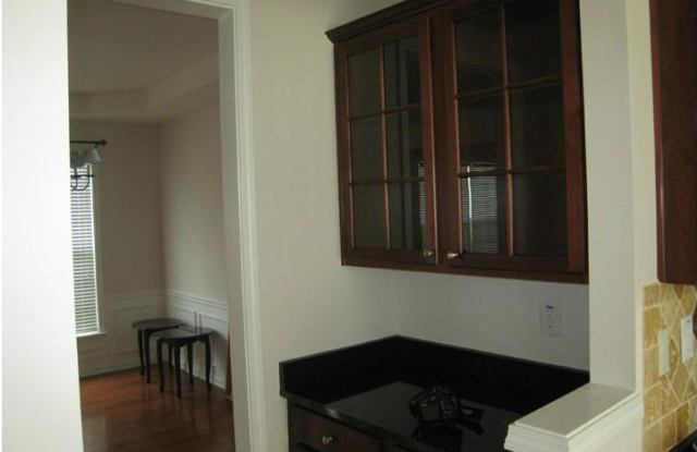 704 Aroura Drive Gallery 3