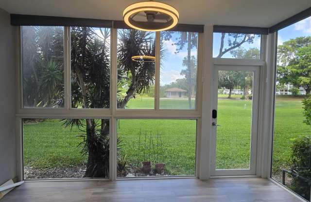 3300 N Palm Aire Drive photos photos