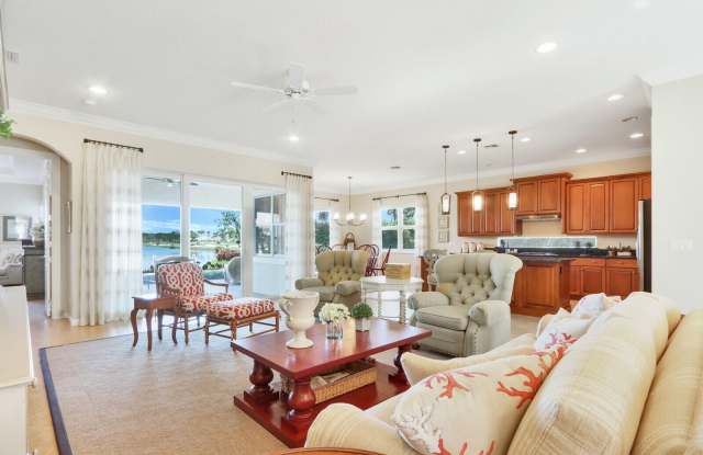 229 Carina Drive Gallery 2