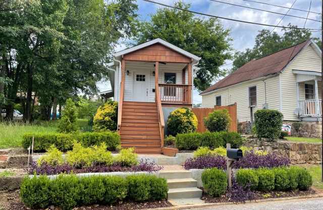 Cozy 1BR 2 BA home completely remodeled photos photos