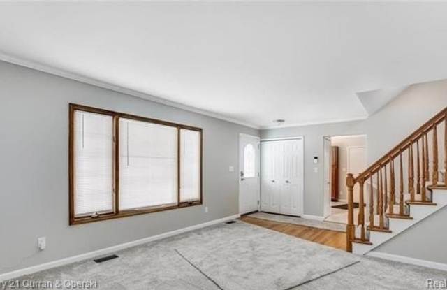 11328 Kingsley Drive Gallery 4