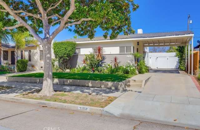 3756 Myrtle Avenue photos photos