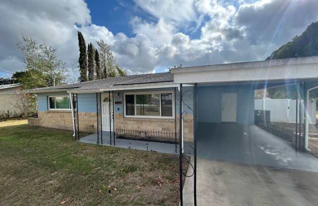Charming 2-bedroom 1-bath home photos photos