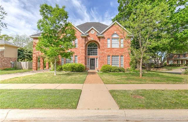 1041 Brownstone Drive - 1041 Brownstone Drive, Grapevine, TX 76051
