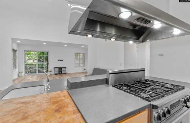 7530 132nd Avenue Northeast Gallery 2
