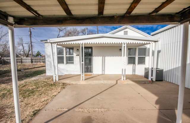 1016 Calhoun St - 1016 Calhoun Street, Clovis, NM 88101