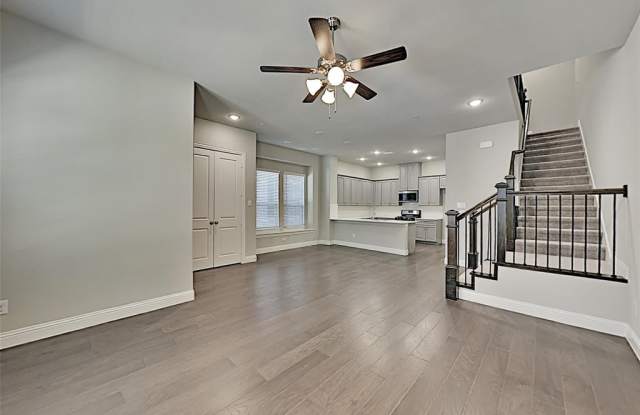 1551 Windermere Way Gallery 3