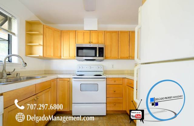 Bay View Villas newly remodeled 2 bedroom condo Gallery 4