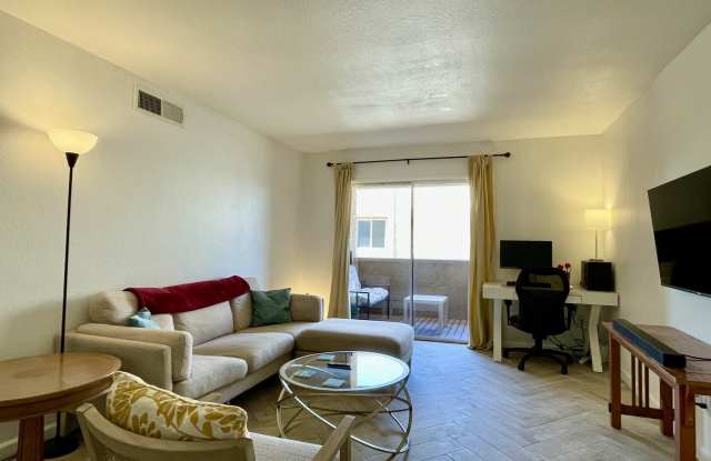 5877 North Granite Reef Road photos photos
