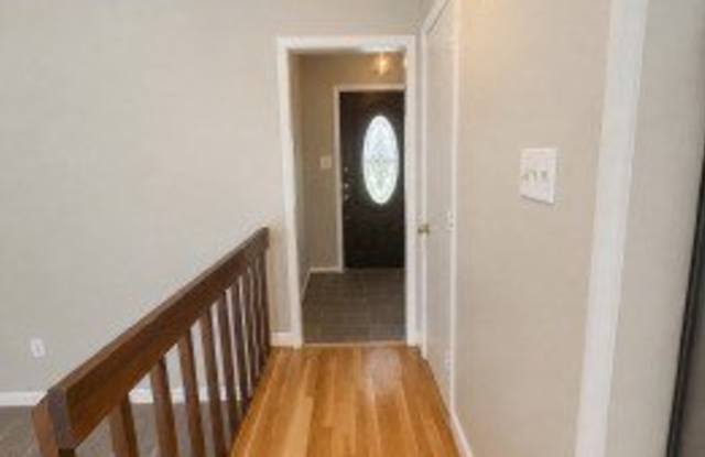 1228 Bromley Drive Gallery 3