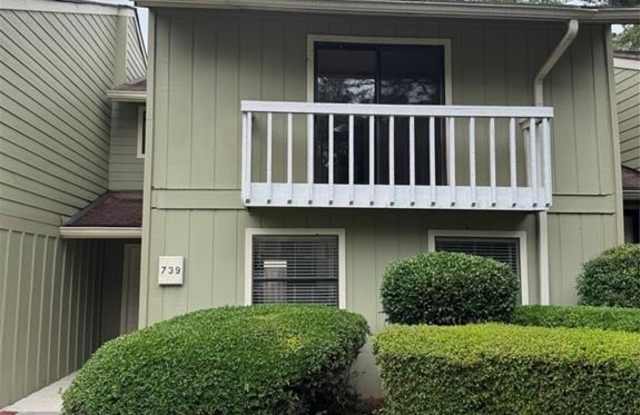 739 Hanover Lane SE photos photos