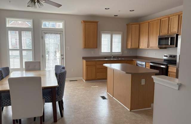 5034 STRAWBRIDGE Terrace unit: 5034 photos photos