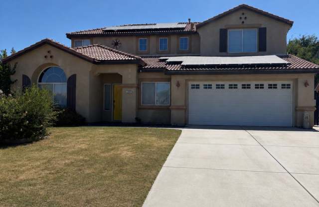Spacious 5 Bedroom, 3 Bathroom Home in Stockdale Ranch Villas! photos photos