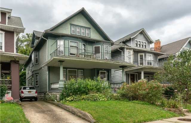 689 W Delavan Avenue - 689 West Delavan Avenue, Buffalo, NY 14222