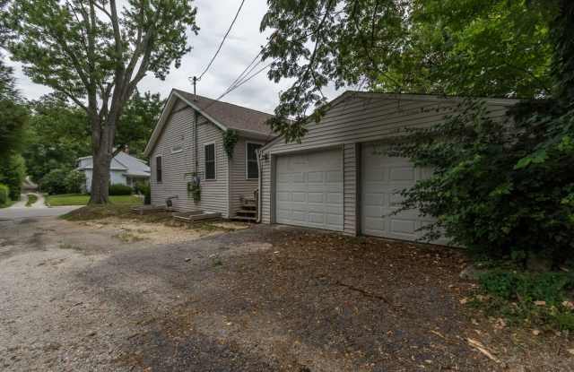 505 S Highland Gallery 2