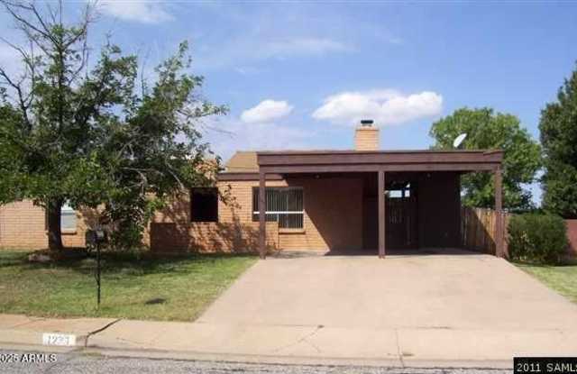 1233 Terra Drive - 1233 Terra Drive, Sierra Vista, AZ 85635