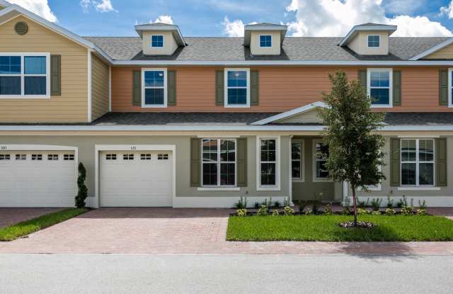 4/2.5 Beautiful Energy Efficient Townhome in St. Cloud - 591 Pacito Way, St. Cloud, FL 34769