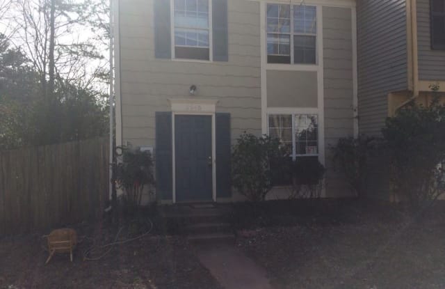 5645 Wells Circle - 5645 Wells Circle, DeKalb County, GA 30087