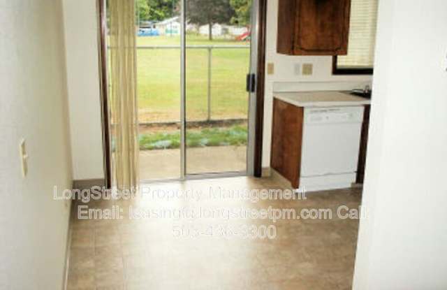 1785 SE Lilly Place Gallery 4