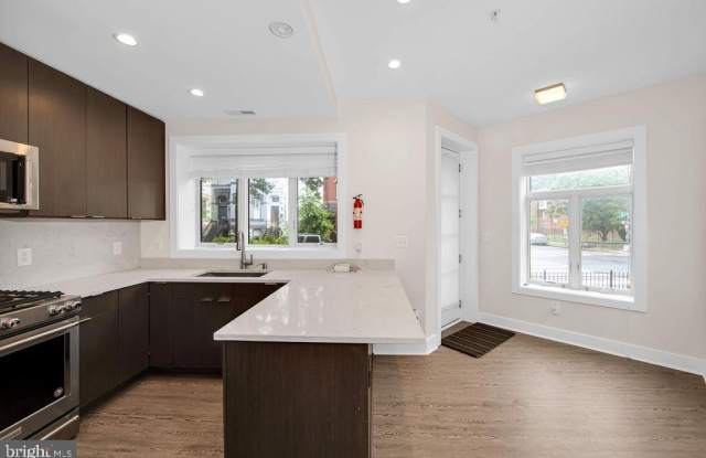 1400 5TH STREET NW Gallery 4