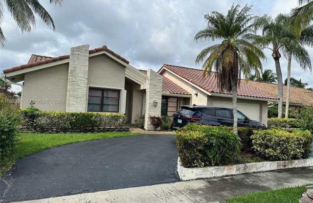 10404 NW 5th Mnr photos photos